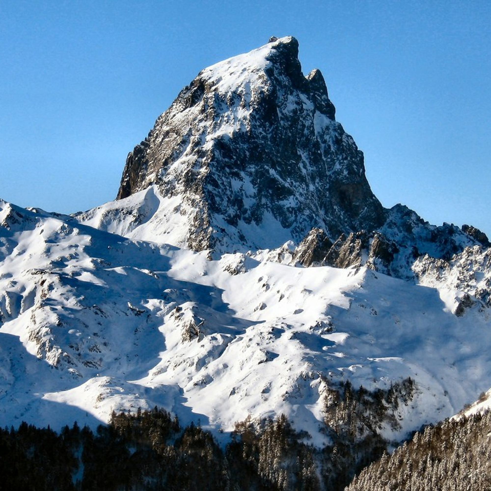 🌄 Zehn berühmte Gipfel in Frankreich und ihre Normalwege – Bild 17
