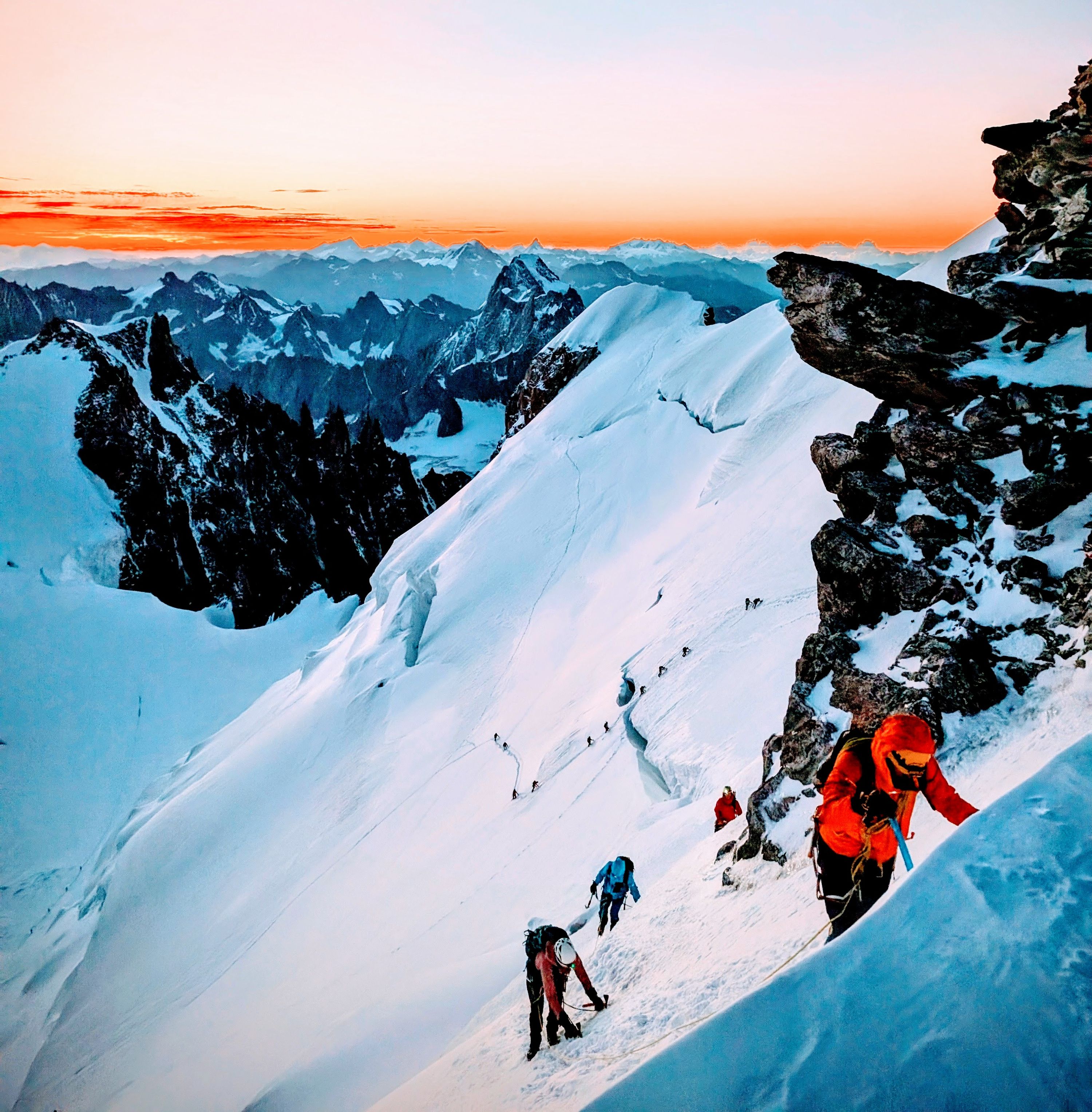 Outdoor-Einfluss bei einer Gletscherbesteigung im Hochgebirge